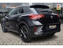 Volkswagen T-Roc 1.5 TSI R-Line | Pano | 19 Inch | Camera |