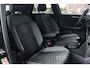 Volkswagen T-Roc 1.5 TSI R-Line | Pano | 19 Inch | Camera |