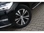 Volvo XC60 2.0 T6 Plug-in hybrid AWD Plus Dark | Pano | Trekhaak | Camera |