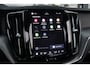 Volvo XC60 2.0 T6 Plug-in hybrid AWD Plus Dark | Pano | Trekhaak | Camera |