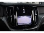 Volvo XC60 2.0 T6 Plug-in hybrid AWD Plus Dark | Pano | Trekhaak | Camera |