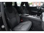 Volvo XC60 2.0 T6 Plug-in hybrid AWD Plus Dark | Pano | Trekhaak | Camera |