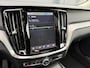 Volvo V60 B3 Ultimate Dark|360|Pano|H&K|Memory|Trekhaak|NL