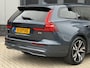 Volvo V60 B3 Ultimate Dark|360|Pano|H&K|Memory|Trekhaak|NL