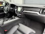 Volvo V60 B3 Ultimate Dark|360|Pano|H&K|Memory|Trekhaak|NL