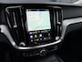Volvo V60 B3 Ultimate Dark|360|Pano|H&K|Memory|Trekhaak|NL