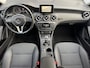 Mercedes-Benz A-klasse 180 | NL-AUTO! | NAVI | SPORTSTOELEN!