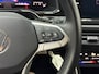 Volkswagen Polo 1.0 TSI Life Edition - Clima - Parkeersensoren - LM Velgen - Cruise