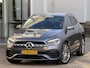 Mercedes-Benz GLA 180 AMG Line | NL-Auto/Carplay/Camera/Sfeerverlichting/Privacy Glass