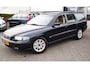 Volvo V70 2.4 black sapphire pearl 140 pk