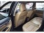 Volvo V70 2.4 black sapphire pearl 140 pk
