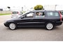 Volvo V70 2.4 black sapphire pearl 140 pk