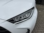 Toyota Yaris 1.5 Hybrid Dynamic Apple Carplay / Android auto stoelverwarming / stuurwielverwarming / Navigatie / Apple Carplay / Android Auto / parkeercamera / 10 jaar Toyota garantie / rijklaarprijs incl. Toyota Pechhulppas