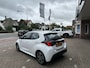 Toyota Yaris 1.5 Hybrid Dynamic Apple Carplay / Android auto stoelverwarming / stuurwielverwarming / Navigatie / Apple Carplay / Android Auto / parkeercamera / 10 jaar Toyota garantie / rijklaarprijs incl. Toyota Pechhulppas