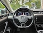 Volkswagen Passat Variant 1.5 TSI Highline Business R Trekhaak! Automaat! Camera! Carplay! Mooie/Nette Auto!