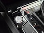 Volkswagen Passat Variant 1.5 TSI Highline Business R Trekhaak! Automaat! Camera! Carplay! Mooie/Nette Auto!