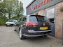 Volkswagen Passat Variant 1.5 TSI Highline Business R Trekhaak! Automaat! Camera! Carplay! Mooie/Nette Auto!
