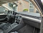 Volkswagen Passat Variant 1.5 TSI Highline Business R Trekhaak! Automaat! Camera! Carplay! Mooie/Nette Auto!