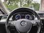 Volkswagen Passat Variant 1.5 TSI Highline Business R Trekhaak! Automaat! Camera! Carplay! Mooie/Nette Auto!