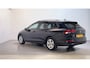 Volkswagen Golf Variant 1.0 eTSI DSG Life Business Alcantara Stoelverwarming Camera Sfeerverlichting