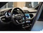 Audi Q3 35 TFSI S Line / Camera / ACC / Stoelverwarming
