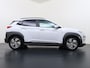 Hyundai Kona Premium 64kWh | 1ste eigenaar | ACCU 99% | Trekhaak | LEER | Camera | LED lampen | AUTOMAAT