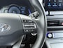 Hyundai Kona Premium 64kWh | 1ste eigenaar | ACCU 99% | Trekhaak | LEER | Camera | LED lampen | AUTOMAAT