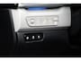 Kia Niro Hybrid Spirit Plug-in | Trekhaak 1300 kg geremd | Glazen schuif-kanteldak | Ledere bekleding | Adaptieve Cruise Control | Camera | Stoelgeheugen | Stoelverwarming-ventilatie voor |