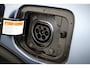 Kia Niro Hybrid Spirit Plug-in | Trekhaak 1300 kg geremd | Glazen schuif-kanteldak | Ledere bekleding | Adaptieve Cruise Control | Camera | Stoelgeheugen | Stoelverwarming-ventilatie voor |