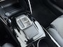 Peugeot 208 | Demo Deal | GT, | 10" touchscreen met DAB+ radio en Wireless Mirror Screen (Apple CarPlay / Android Auto ) | 17’’ lichtmetalen velgen ‘YANAKA’, afgewerkt in zwart Orbital met glanzende mat, en vier inzetten mat | Automatisch dimmende binnenspiegel