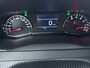 Peugeot 2008 | Demo Deal | Business | 10" HD-touchscreen met PEUGEOT i-Connect® Advanced Navigatie | Donkere hemelbekleding | Extra getinte achterste zijruiten en achterruit