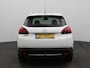 Peugeot 2008 1.2 PureTech Allure Panormadak | Parkeersenoren | Camera | Navigatie | Climat Control | Cruise Control | 17" Lichtmetalen Velgen