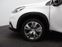 Peugeot 2008 1.2 PureTech Allure Panormadak | Parkeersenoren | Camera | Navigatie | Climat Control | Cruise Control | 17" Lichtmetalen Velgen