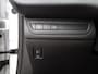Peugeot 2008 1.2 PureTech Allure Panormadak | Parkeersenoren | Camera | Navigatie | Climat Control | Cruise Control | 17" Lichtmetalen Velgen