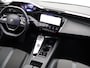 Peugeot 308 1.2 PureTech Allure Pack Business | Trekhaak | Parkeersensoren | Camera | Navigatie | Adaptieve Cruise Control | 17" Lichtmetalen Velgen | Apple Carplay/Android Auto