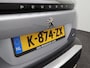Peugeot 2008 1.2 PureTech GT Pack 155 PK! | Panoramadak | Camera | Parkeersensoeren Voor en Achter | Alcantara Bekleding | Stoelverwarming | 18" Lichtmetalen Velgen | Adaptieve Cruise Control