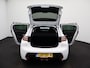 Peugeot e-208 EV GT 51 kWh 96% SOH | Warmtepomp | Cruise Control | Camera | Navigatie | Apple Caprlay/Android Auto | Parkeersensoren Voor en Achter | Keyless