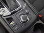 Mazda CX-5 2.0 SkyActiv-G 165 Luxury Sport 165Pk Automaat (APPLE CARPLAY, GROOT NAVI, STUUR/STOELVERWARMING, GETINT GLAS, SPORTSTOELEN, KEYLESS, TREKHAAK, LANE ASSIST, LED KOPLAMPEN, NIEUWSTAAT)