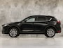 Mazda CX-5 2.0 SkyActiv-G 165 Luxury Sport 165Pk Automaat (APPLE CARPLAY, GROOT NAVI, STUUR/STOELVERWARMING, GETINT GLAS, SPORTSTOELEN, KEYLESS, TREKHAAK, LANE ASSIST, LED KOPLAMPEN, NIEUWSTAAT)