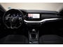 Skoda Octavia COMBI 1.0 TSI 110pk Business Edition Plus [ LED Trekhaak Virtual Apple/Android ]