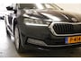 Skoda Octavia COMBI 1.0 TSI 110pk Business Edition Plus [ LED Trekhaak Virtual Apple/Android ]