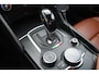 Alfa Romeo Giulia 2.2 Eco Business Super 220pk trekhaak leder