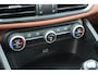 Alfa Romeo Giulia 2.2 Eco Business Super 220pk trekhaak leder