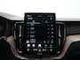 Volvo XC60 T6 Recharge AWD Ultra Dark | Luchtvering | Head-Up | Harman/Kardon | 360° | Panoramadak | All Seasons | Trekhaak