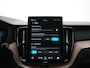 Volvo XC60 T6 Recharge AWD Ultra Dark | Luchtvering | Head-Up | Harman/Kardon | 360° | Panoramadak | All Seasons | Trekhaak