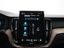 Volvo XC60 T6 Recharge AWD Ultra Dark | Luchtvering | Head-Up | Harman/Kardon | 360° | Panoramadak | All Seasons | Trekhaak