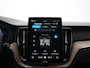 Volvo XC60 T6 Recharge AWD Ultra Dark | Luchtvering | Head-Up | Harman/Kardon | 360° | Panoramadak | All Seasons | Trekhaak