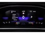 Volkswagen T-Roc R-Line Business 1.5 TSI 150pk DSG Automaat Trekhaak, Panoramadak, Navigatie, Adaptive cruise control, Achteruitrijcamera