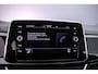 Volkswagen T-Roc R-Line Business 1.5 TSI 150pk DSG Automaat Trekhaak, Panoramadak, Navigatie, Adaptive cruise control, Achteruitrijcamera