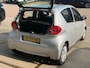 Toyota Aygo 1.0-12V +/ 5drs/ nap/ 1jaar apk/ goed onderhouden/ airco/ EL-ramen/ zeer nette auto.